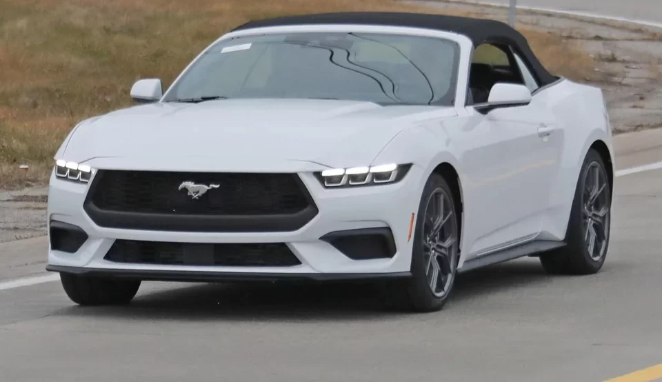 Ford Mustang Convertible or similar are now for wedding -wedding cars in world